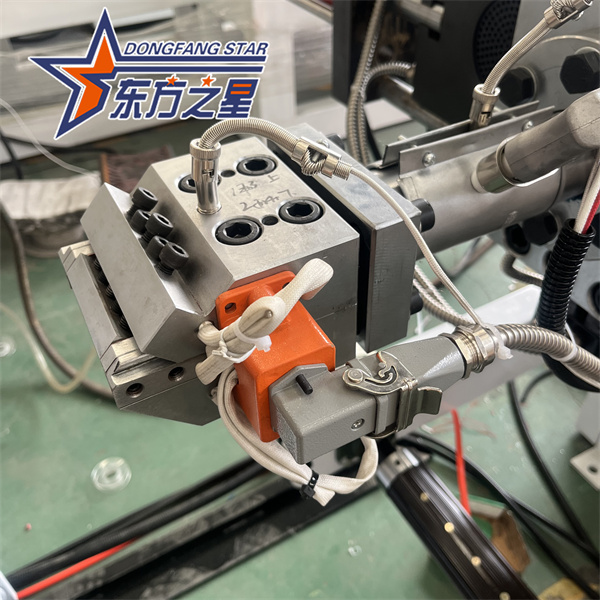 উচ্চ গতির TPE ওয়াটারস্টপ উত্পাদন লাইন